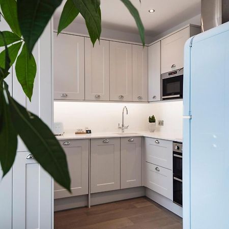 شقة Modern And Bright Highgate Gem لندن المظهر الخارجي الصورة