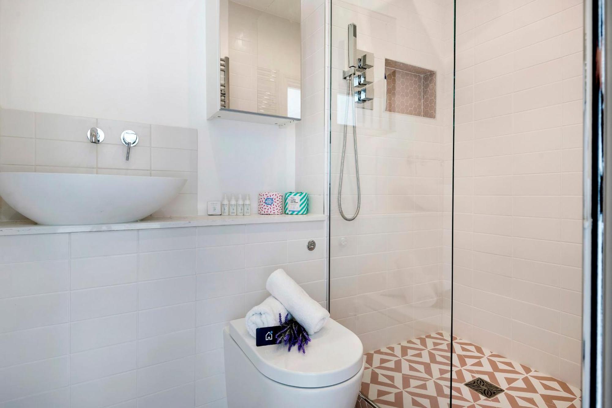 شقة Modern And Bright Highgate Gem لندن المظهر الخارجي الصورة
